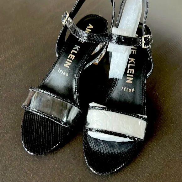 Anne klein sandals 2019 on sale